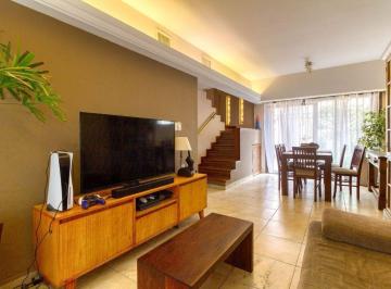Casa · 125m² · 4 Ambientes · 1 Cochera · Venta 4 Amb con Cochera S/ Exp. en Flores Norte