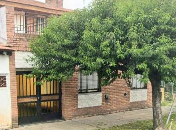 PH · 66m² · 3 Ambientes · 1 Cochera · Venta PH Tipo Casa 3 Ambientes C/cochera y Terraza