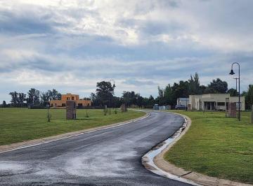 Terreno · 831m² · Lote en Venta en Pergamino