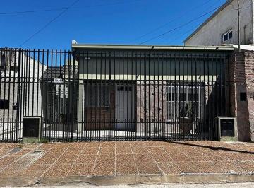 Casa · 116m² · 3 Ambientes · Uruguay 3845 - Santa Fe
