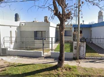 Casa · 130m² · 6 Ambientes · 1 Cochera · Venta Casa Rio Cuarto 4 Dorm. Planta Baja