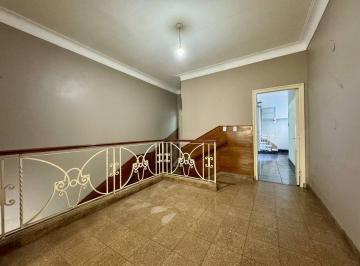 Departamento · 252m² · 8 Ambientes · Venta Depto en 3 Plantas con Terraza Propia