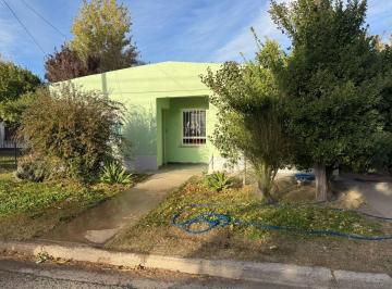 Casa · 107m² · 4 Ambientes · Casa en Venta, Plottier