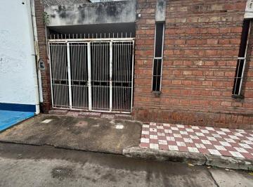 Casa · 190m² · 6 Ambientes · 1 Cochera · Ventas de Casa a Refaccionar Excelente Ubicacion