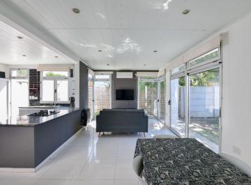 Casa · 97m² · 4 Ambientes · 2 Cocheras · Casa 3 Dorm., Venta, Berisso Altos Los Talas