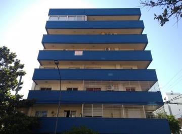 Departamento de 1 ambiente, Córdoba · Campillo Esq. Rivera Indarte - 1 Dorm. - Balcon - Parquet - Aire Aconidiconado