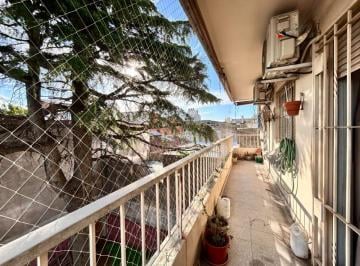Departamento de 3 ambientes, Floresta · Venta Departamento 3 Ambientes con Balcon Al Contrafrente / Excelente Ubicación