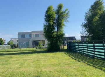 Terreno · 786m² · Venta Lote Interno Central en El Naudir Escobar