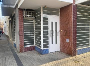 Oficina comercial · 20m² · 1 Ambiente · Oficina / Local en Alquiler Apto Profesional. Calle 5 Esquina 41.