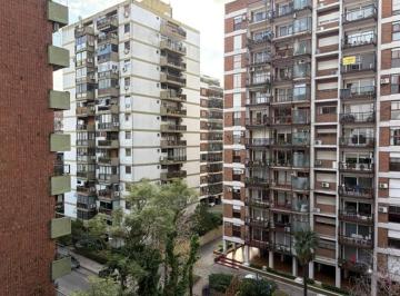 Departamento · 59m² · 4 Ambientes · M Av y Estacion Exc Depto de 4 Amb Al Fte C/balcón