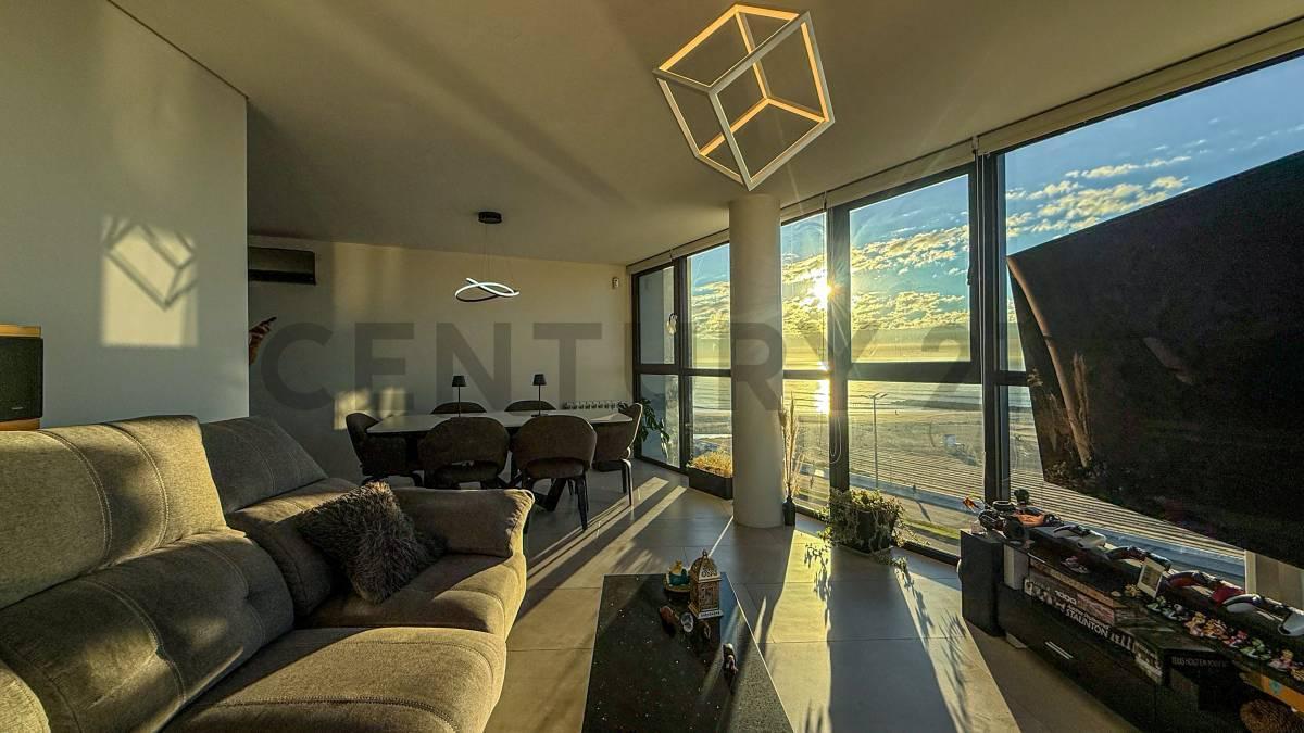 Departamento 3 Ambientes de Categoría con Vista al Mar – Marina Banús I