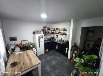 Departamento de 2 ambientes, Esteban Echeverría · Hermoso Departamento un Dormitorio con Patio y Entrada de Autos