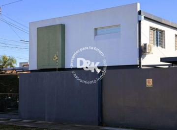 Casa de 4 ambientes, San Isidro · Casa en Venta en Martínez — 3 Dorm., Principal en Suite con Vestidor