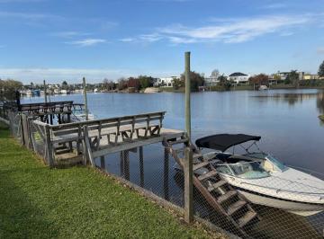 Casa · 225m² · 5 Ambientes · 4 Cocheras · Barrio Nautico El Canal, Villanueva, Tigre