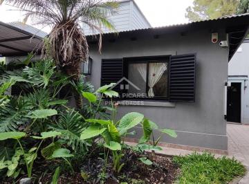 Casa · 74m² · 4 Ambientes · Casa Quinta en Venta en Barrio Parque Sakura, Exaltación de La Cruz, G. B. a. Zona Norte