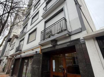 Departamento · 95m² · 3 Ambientes · Departamento en Venta 3 Amb Mas Dependencia Al Contra Frente en Lo Mejor de Plaza Mitre
