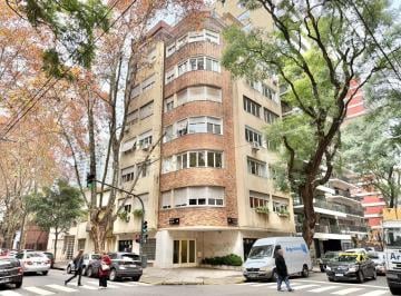Departamento · 142m² · 4 Ambientes · 1 Cochera · Distinguido Piso en Venta con Cochera y Baulera en Belgrano.