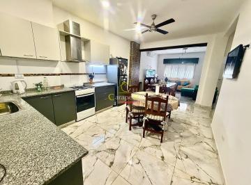 imagen1 · Venta Hermosa Casa 3 Amb en Caseros
