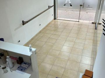 Local comercial de 2 ambientes, Lanús · Alquiler. Local en Excelente Ubicacion, Rodeado de Escuelas y Edificios