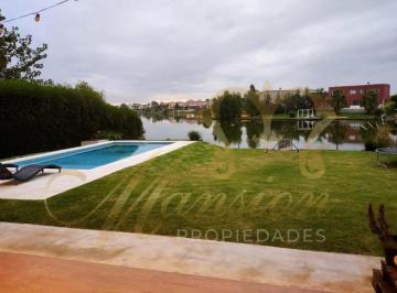 Casa · 361m² · 6 Ambientes · 4 Cocheras · Venta Casa 6 Amb a La Laguna Barrio San Benito Villanueva Tigre