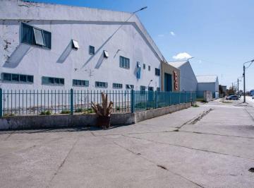 Bodega-Galpón · 5000m² · Alquiler – Importante Propiedad Industrial en Río