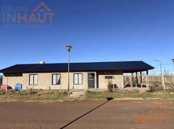 Casa · 120m² · 6 Ambientes · 1 Cochera · Venta de Casa 4 Habitaciones Fernandez Oro Apto Credito