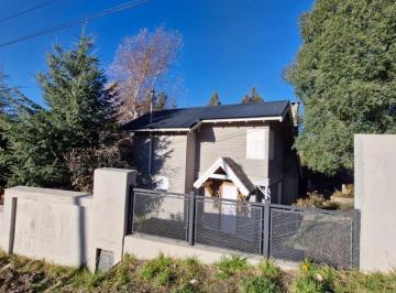 Casa de 4 ambientes, San Carlos de Bariloche · Amplia Casa 3 Dorm, 2 Baños Calle Campichuelo 1400. Jardin Botanico - Bariloche
