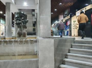 Local comercial · 32m² · Alquiler en Local en El Centro Sobre 18 en Galería