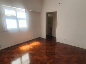 Departamento · 50m² · 2 Ambientes · Villa del Parque PH 2 Amb C/patio
