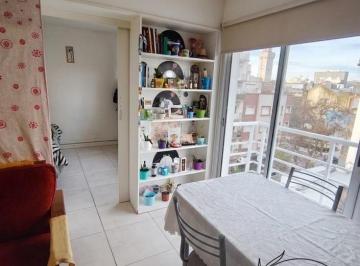 Departamento · 34m² · 1 Ambiente · Venta! Moderno y Amplio Ambiente Dividido Pleno Centro