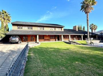 Casa de 7 ambientes Venta USD 600.000 · Casa en Venta en Dalvian