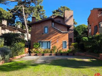 Casa · 60m² · 2 Dormitorios · Dúplex en Venta - Zona Dúplex - Excelente Estado - Refaccionado
