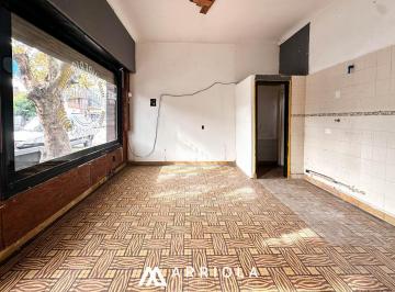 Local comercial · 20m² · 1 Ambiente · Local en Moreno y Olazabal. a La Calle. Sin Expensas.
