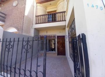 Departamento · 101m² · 6 Ambientes · Neuquen Alquiler Duplex 3 Dorm. Entrada Para Vehiculo con Rejas