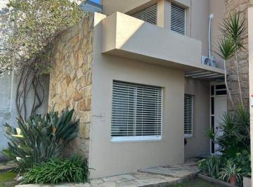 Casa de 5 ambientes, La Plata · Casa en Venta C/ Cochera en Tolosa