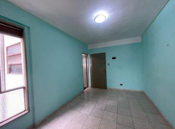 Departamento de 2 ambientes, Pompeya · 2 Amb. 2do Piso por Escalera