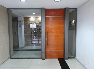 Departamento de 1 ambiente, Parque Patricios · Alquilo Moderno Monoambiente de 40 m² C/ Balcón y Vista Abierta - Muy Luminoso!