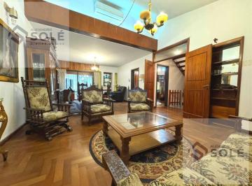 Casa · 150m² · 2 Dormitorios · Casa en Venta 2 Dorm. en Alta Córdoba - Excelente Ubicación