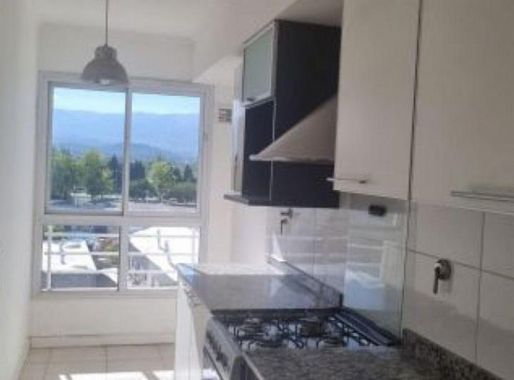 Departamento · 60m² · 2 Ambientes · 1 Cochera