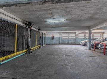 Garage · 12m² · Venta Caballito Sur Cochera Cubierta Piso Tres Montacarga