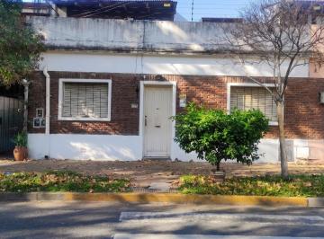 PH · 60m² · 3 Ambientes · Venta PH a Reciclar en Beccar