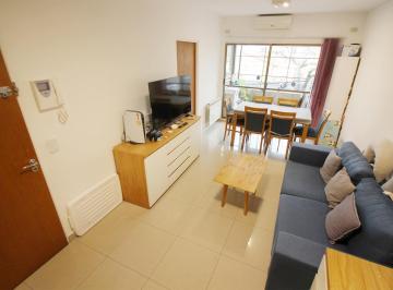 Departamento · 59m² · 3 Ambientes · Venta Departamento de 3 Ambientes Al Frente con Suite y Balcón Corrido - Apto Crédito