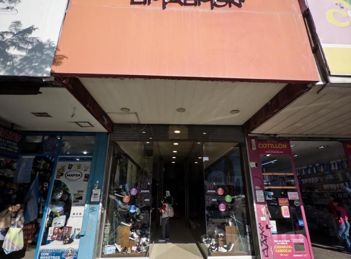 Local comercial · 200m²