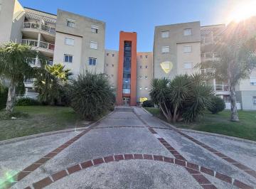 Departamento · 99m² · 5 Ambientes · 1 Cochera · Venta Depto 3 Dorm. Balcones del Chateau