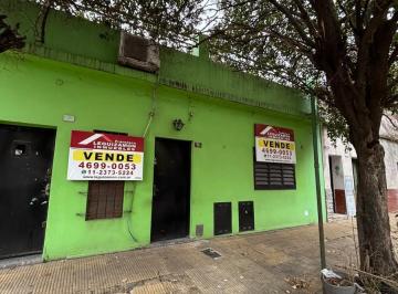 Casa · 234m² · 6 Ambientes · Lote Propio 8,66 X 27 – 2 Deptos 3 Amb – U2b – a Refaccionar – a 2 Cuadras de General Paz