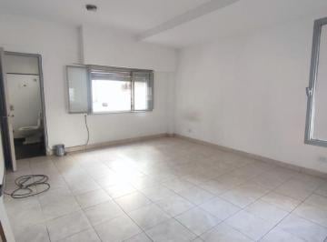 Departamento · 28m² · 1 Ambiente · Alquiler Mono Ambiente en Flores