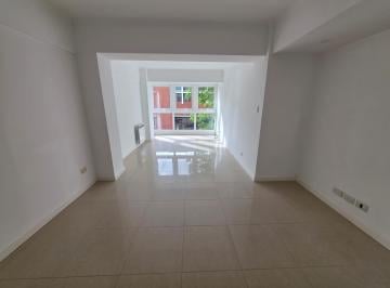 Departamento · 70m² · 3 Ambientes · Departamento - Centro