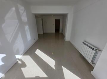 Departamento · 70m² · 3 Ambientes · Departamento - Centro