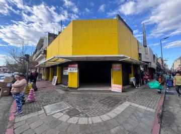 Local comercial · 90m² · Inmejorable Zona! Peatonal San Martin Esquina Sarmiento