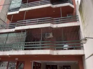 Departamento · 134m² · 7 Ambientes · Venta Dpto Barrio Norte 4 Dorm. + Cochera